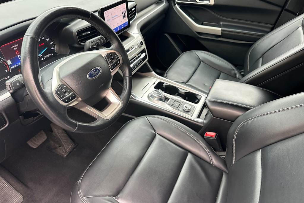 Thumbnail: 2023 Ford Explorer - 9