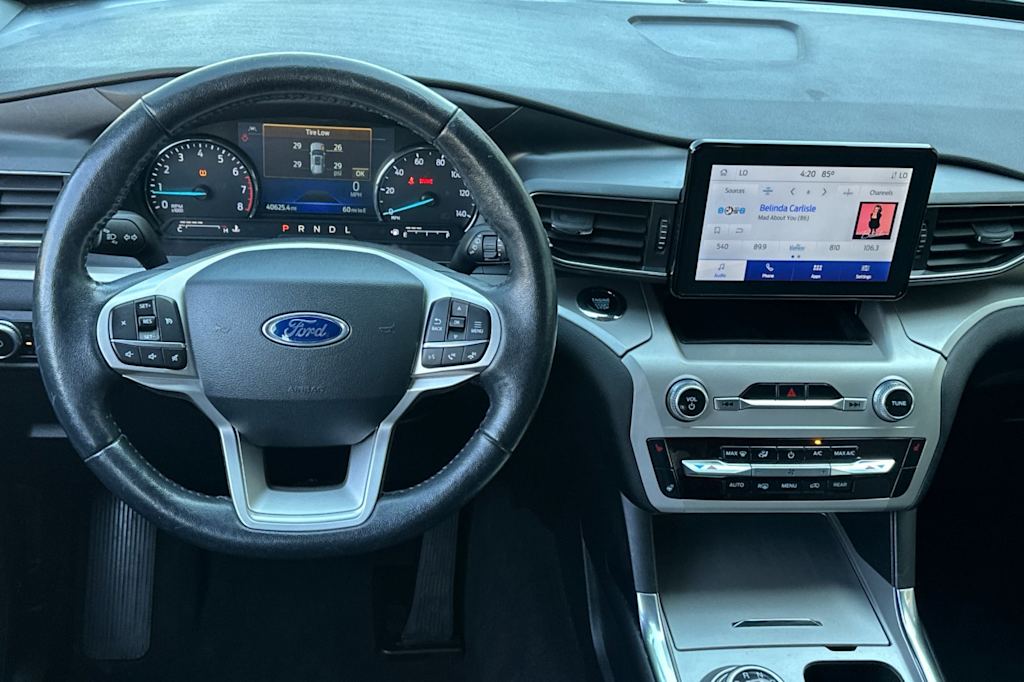 2022 Ford Explorer XLT 12