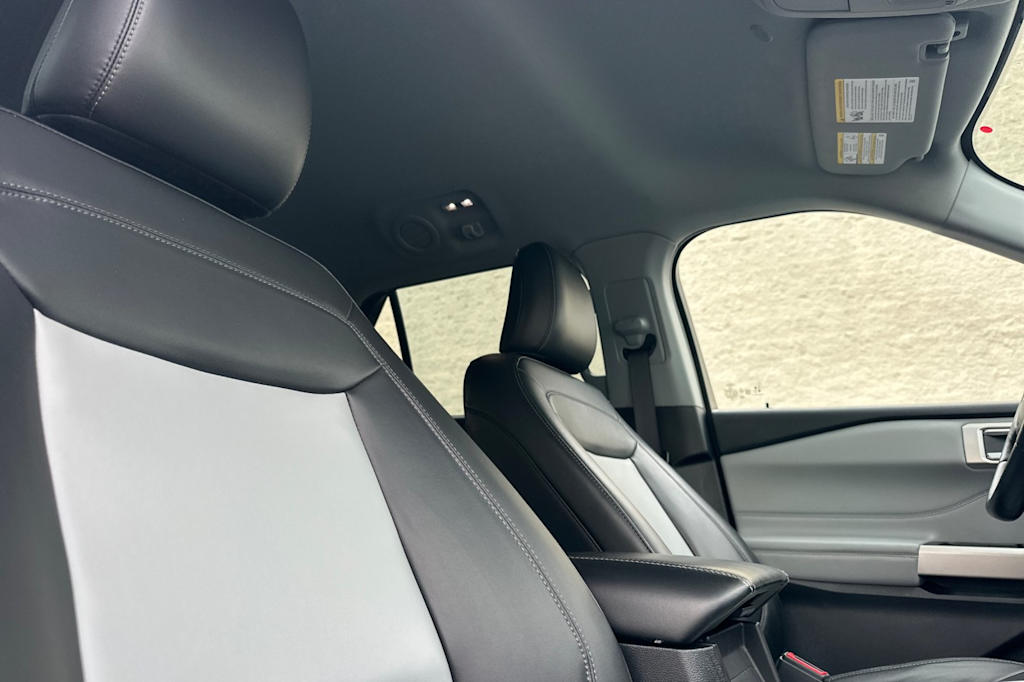Thumbnail: 2023 Ford Explorer - 10
