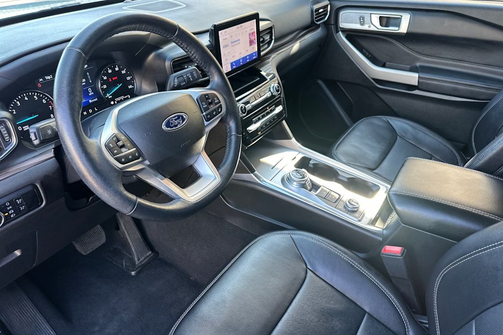 Thumbnail: 2023 Ford Explorer - 9