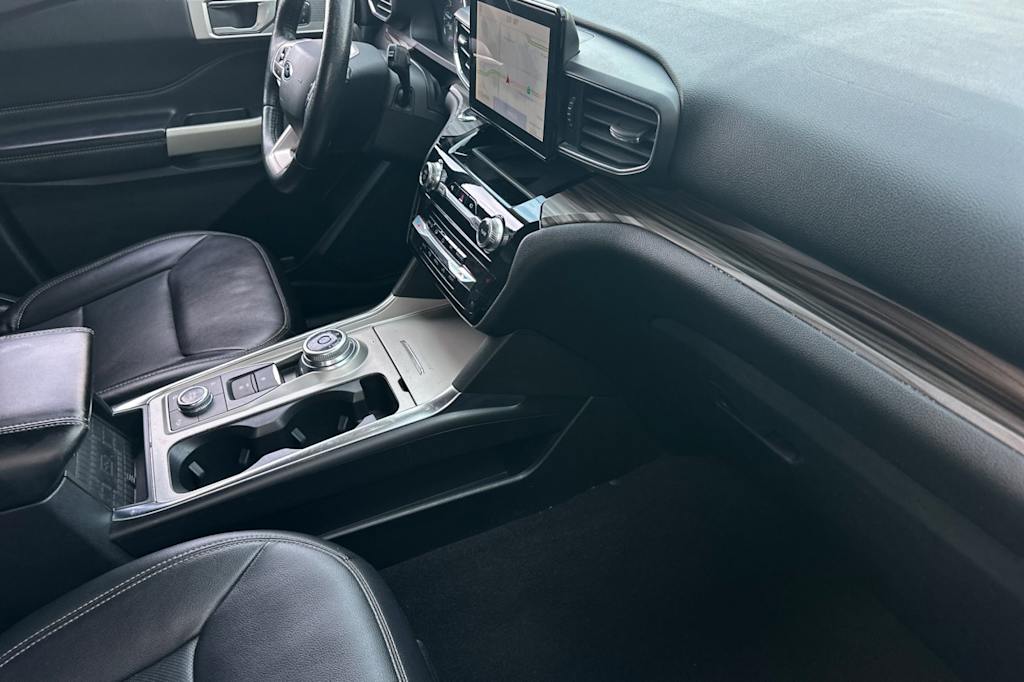 Thumbnail: 2021 Ford Explorer - 13