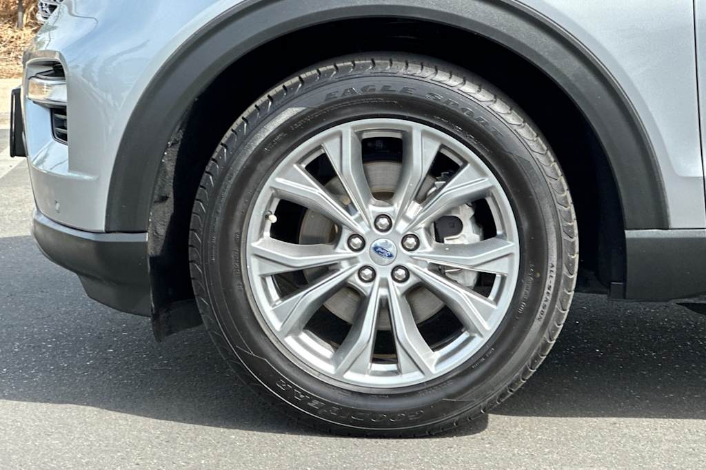 Thumbnail: 2021 Ford Explorer - 8