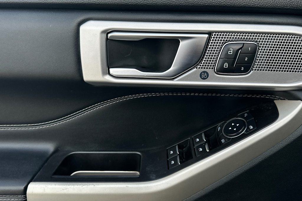 Thumbnail: 2021 Ford Explorer - 21