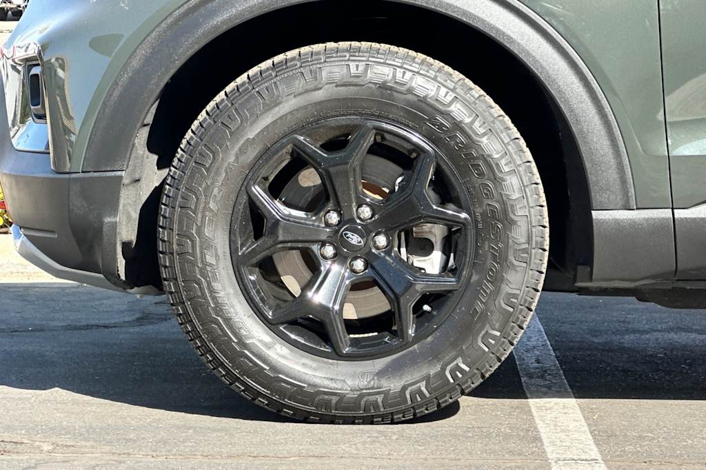 Thumbnail: 2023 Ford Explorer - 7