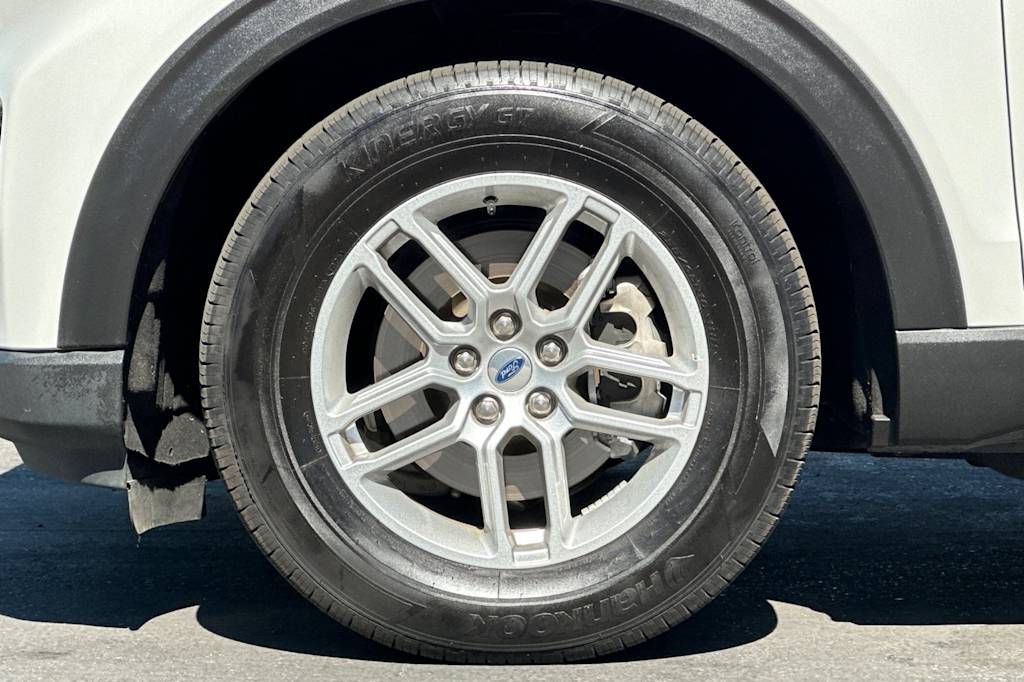 Thumbnail: 2025 Ford Explorer - 8