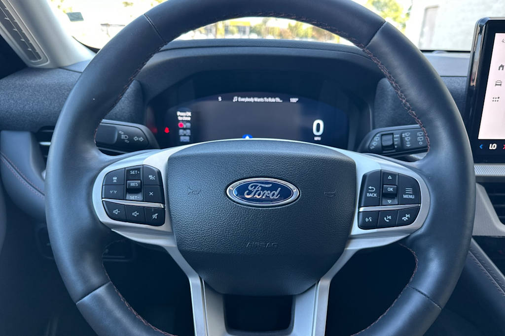 Thumbnail: 2025 Ford Explorer - 28