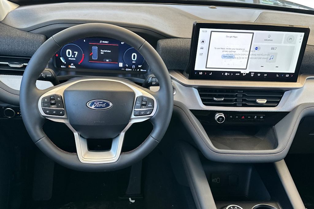 Thumbnail: 2026 Ford Explorer - 12