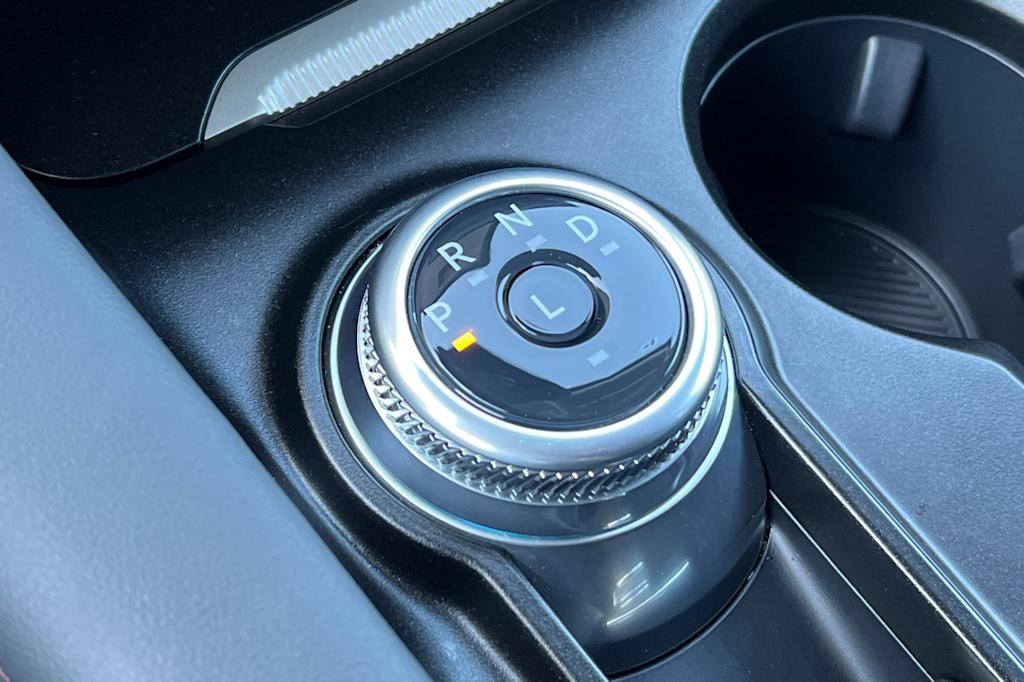 Thumbnail: 2025 Ford Explorer - 14