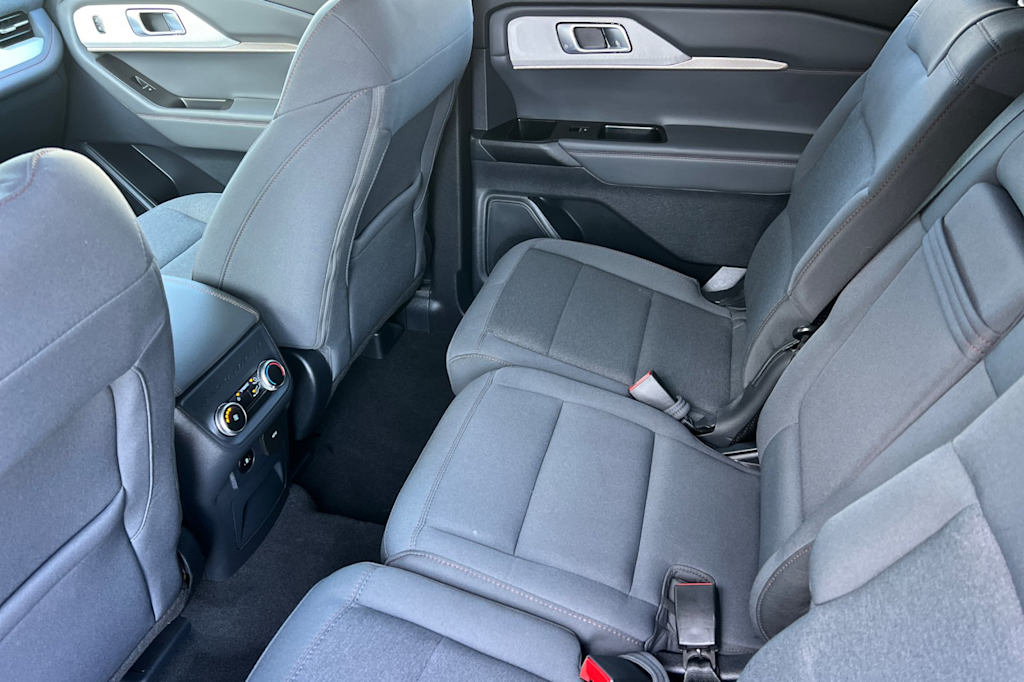 Thumbnail: 2025 Ford Explorer - 10