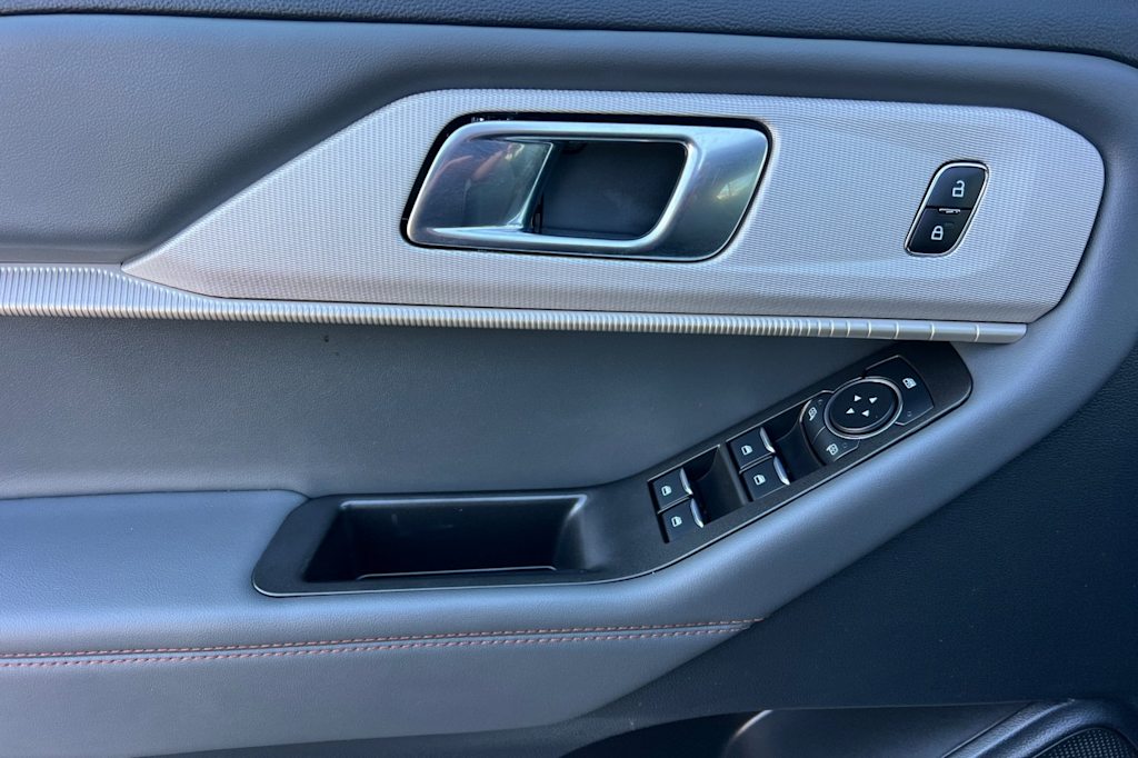 Thumbnail: 2025 Ford Explorer - 21