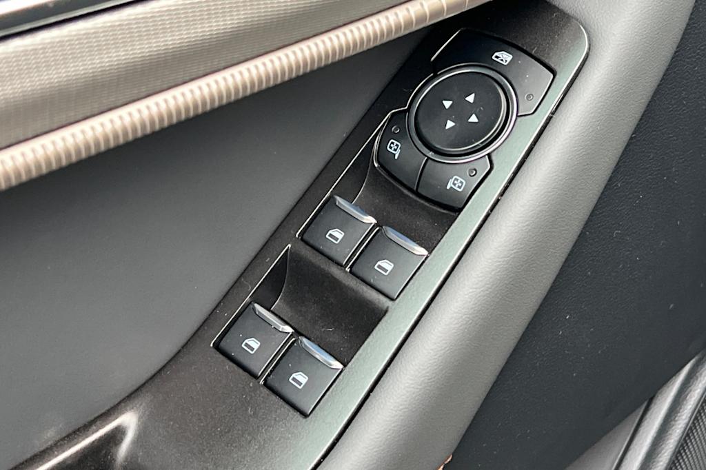 Thumbnail: 2026 Ford Explorer - 22