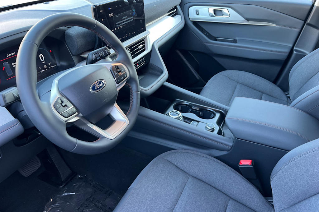 Thumbnail: 2026 Ford Explorer - 9