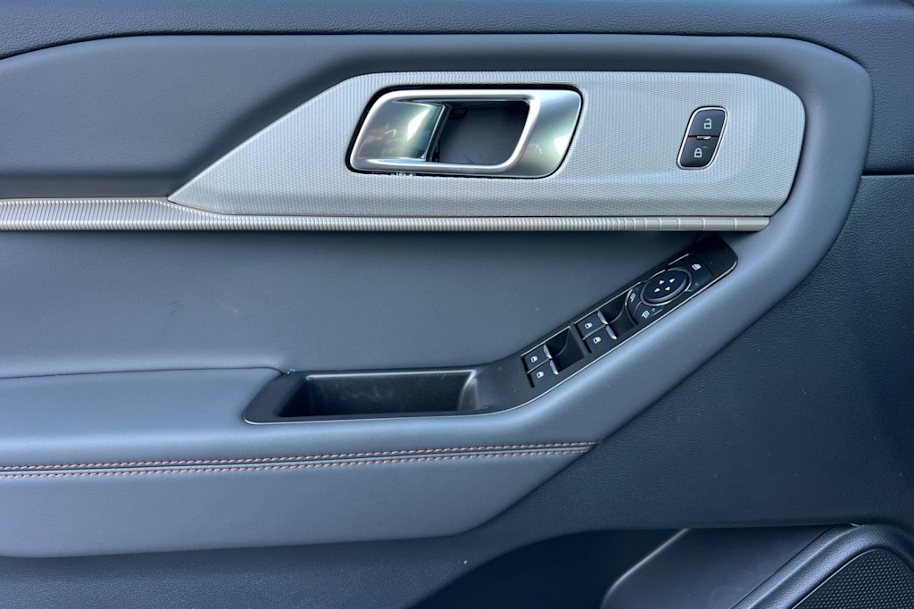 Thumbnail: 2026 Ford Explorer - 22