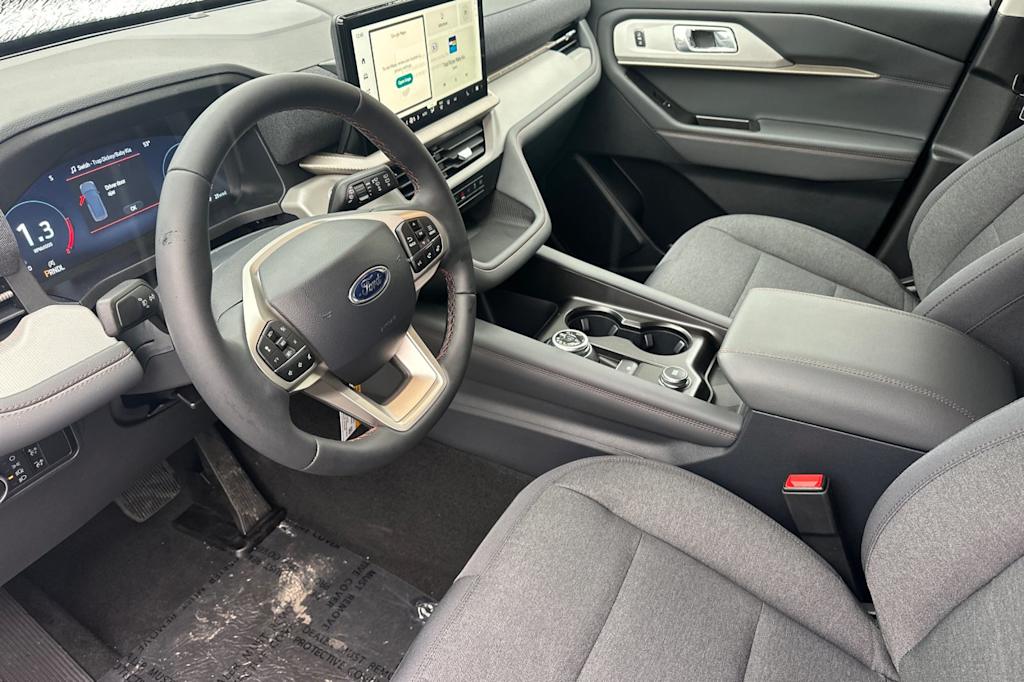 Thumbnail: 2026 Ford Explorer - 9