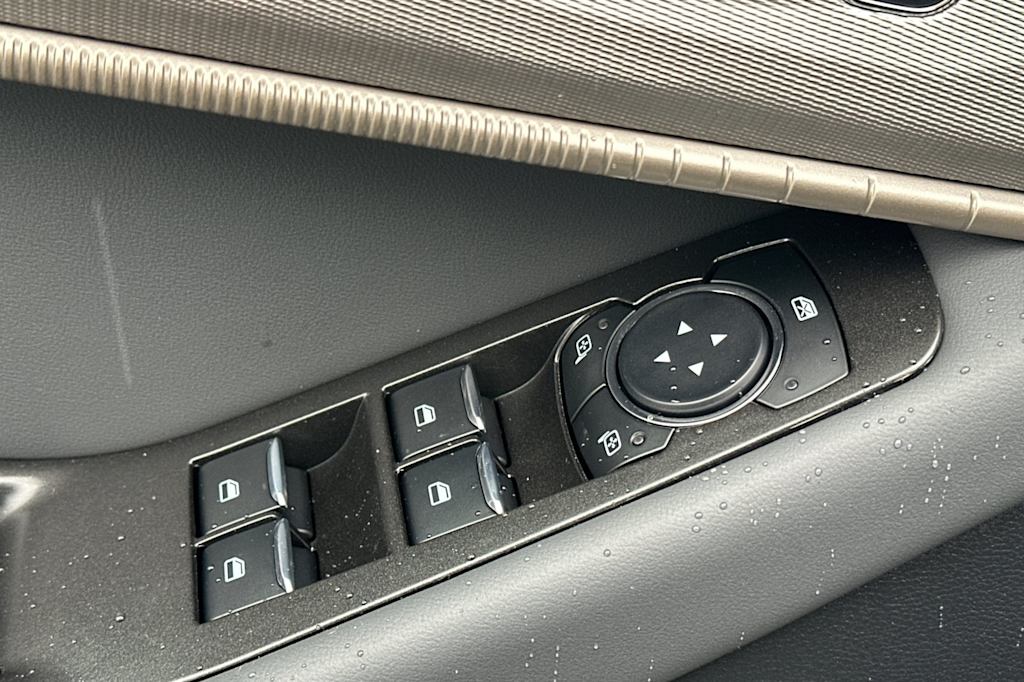 Thumbnail: 2026 Ford Explorer - 22