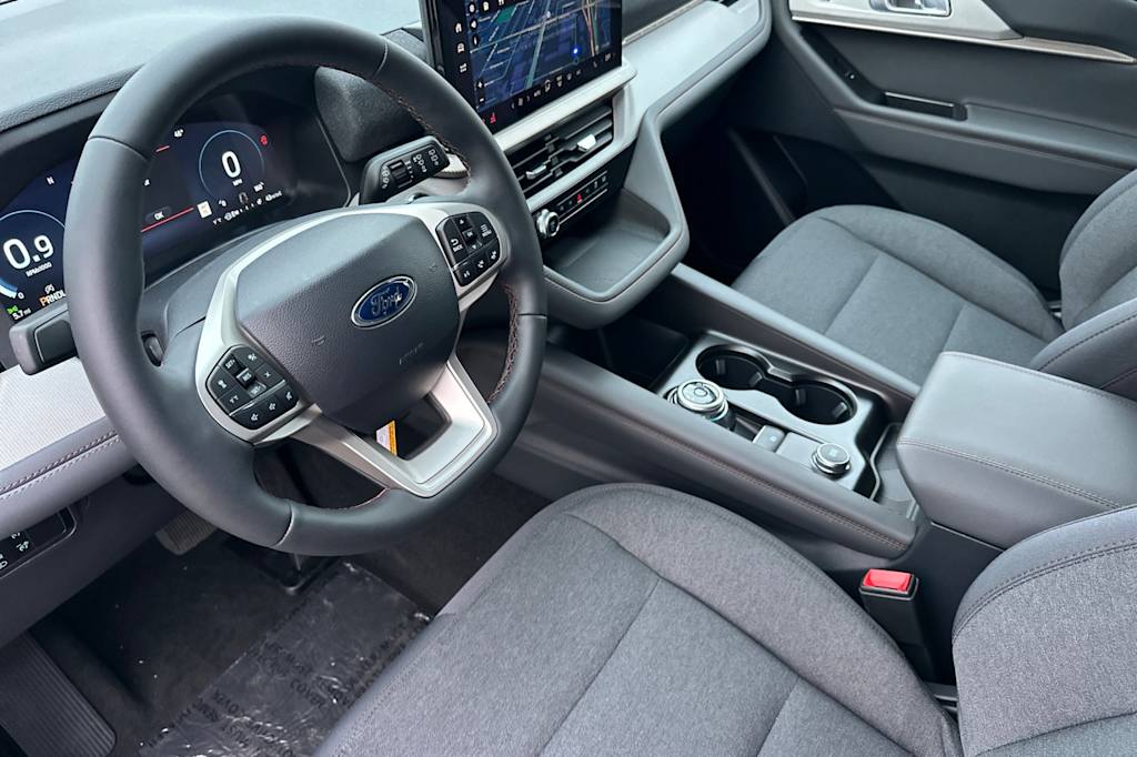 Thumbnail: 2026 Ford Explorer - 9