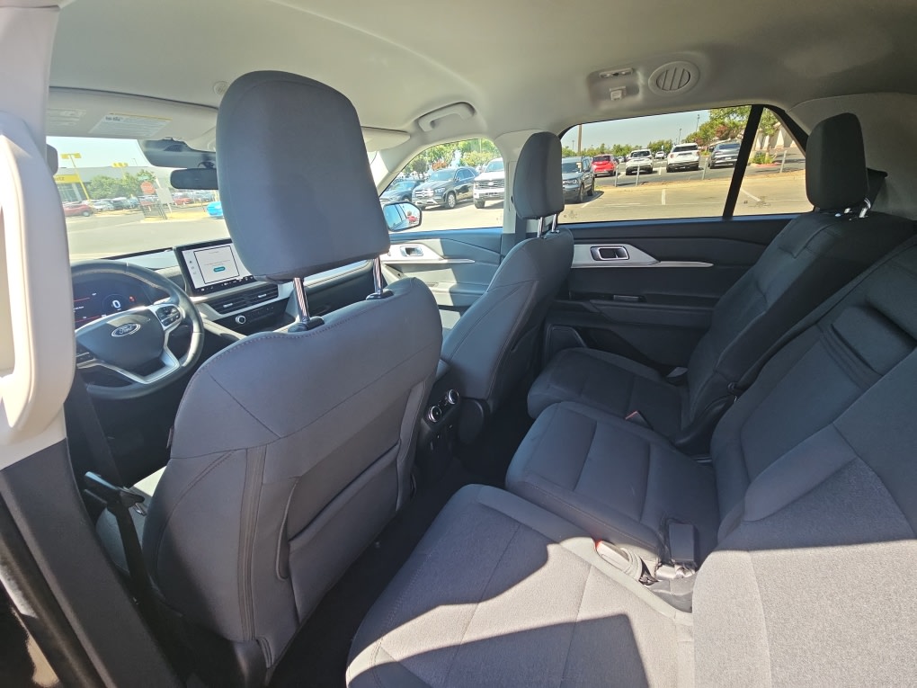 Thumbnail: 2025 Ford Explorer - 10