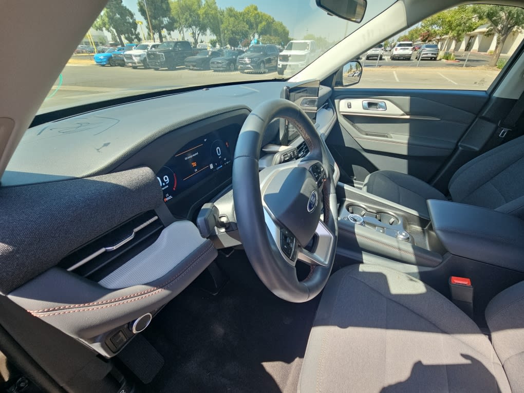 Thumbnail: 2025 Ford Explorer - 2