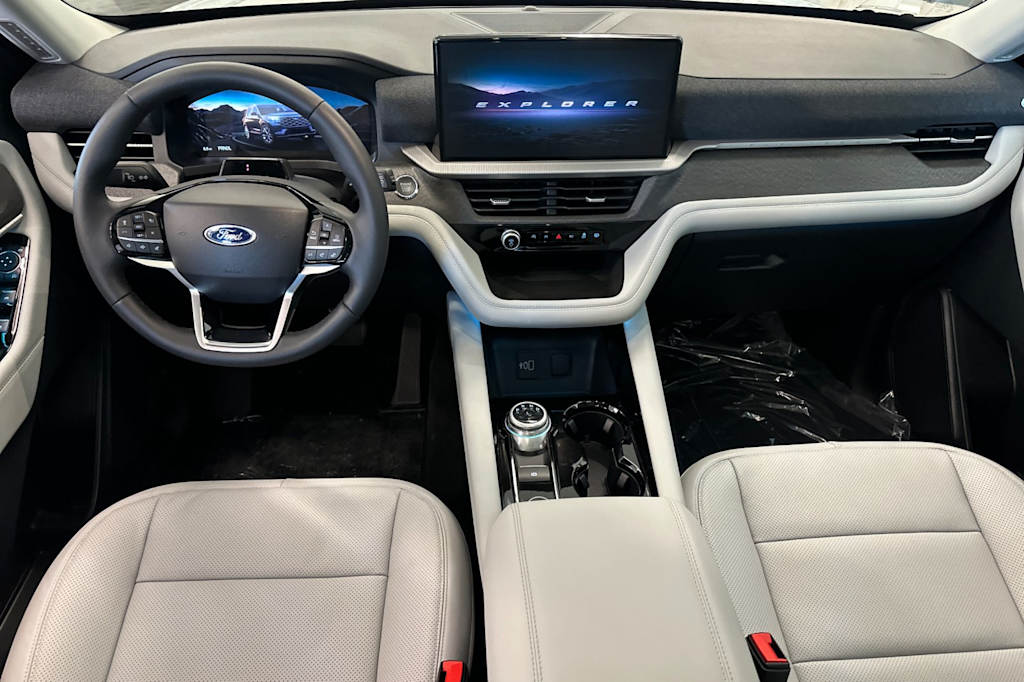 Thumbnail: 2026 Ford Explorer - 2