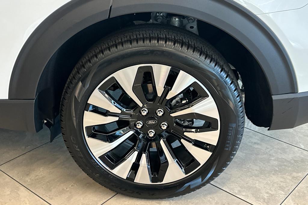 Thumbnail: 2026 Ford Explorer - 8