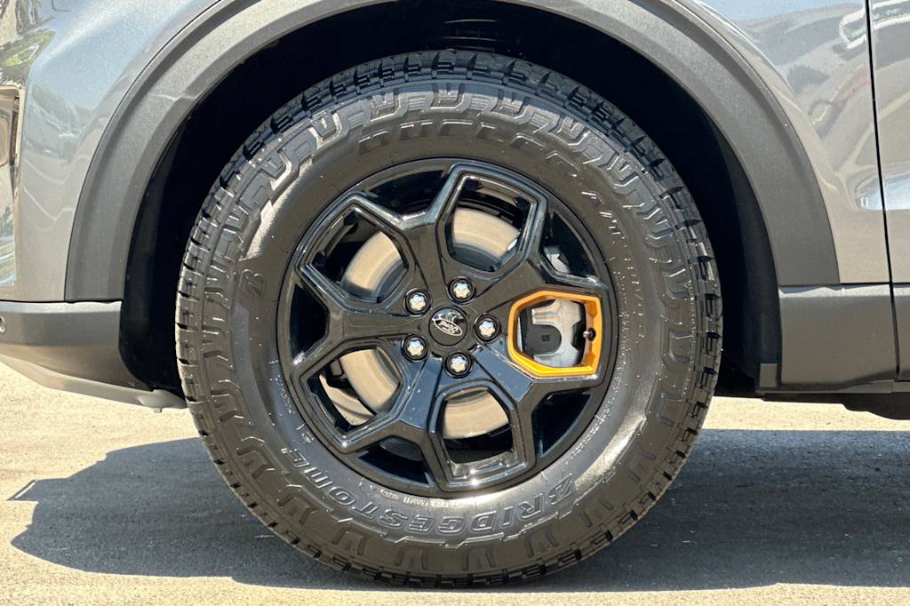 Thumbnail: 2026 Ford Explorer - 8