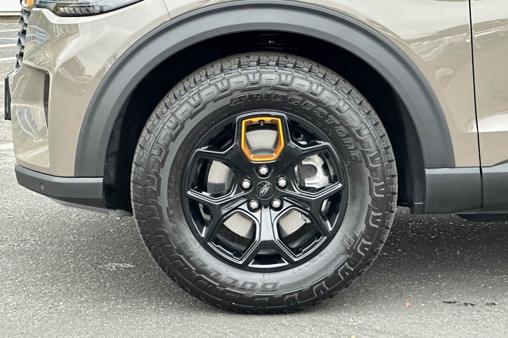 Thumbnail: 2026 Ford Explorer - 8