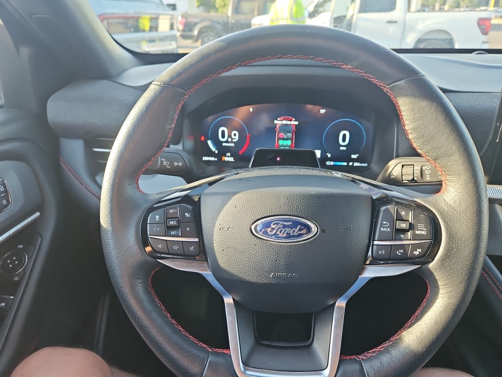 Thumbnail: 2025 Ford Explorer - 13