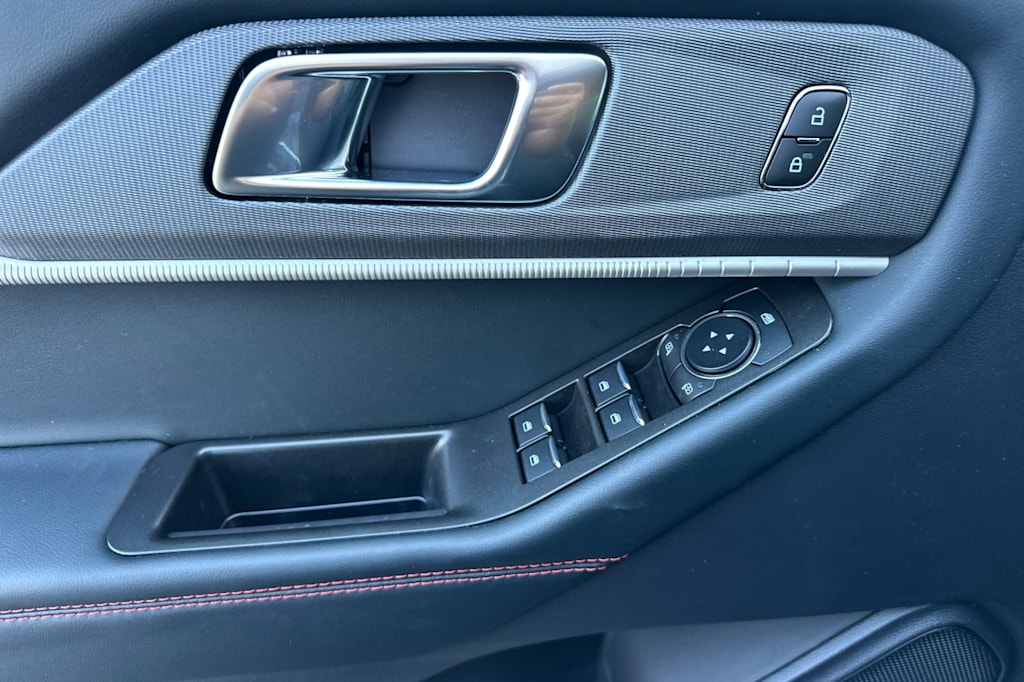 Thumbnail: 2025 Ford Explorer - 22