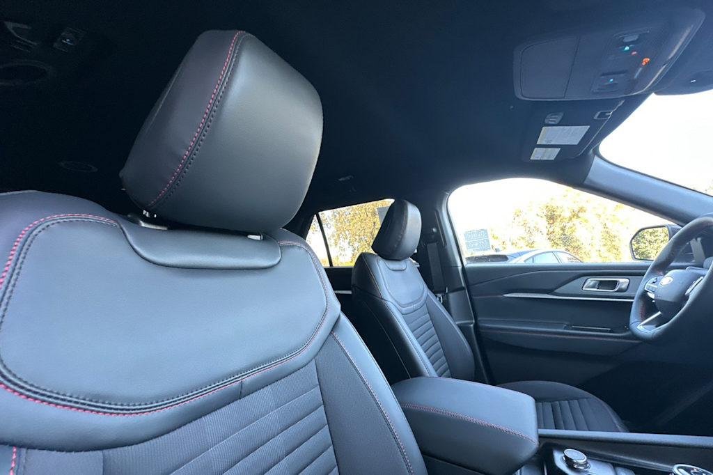 Thumbnail: 2025 Ford Explorer - 11