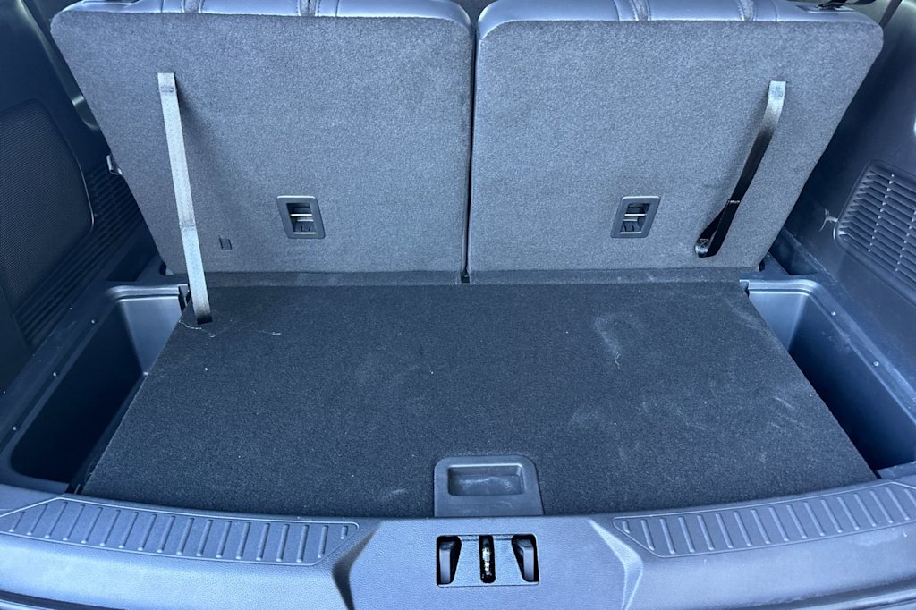 Thumbnail: 2025 Ford Explorer - 17