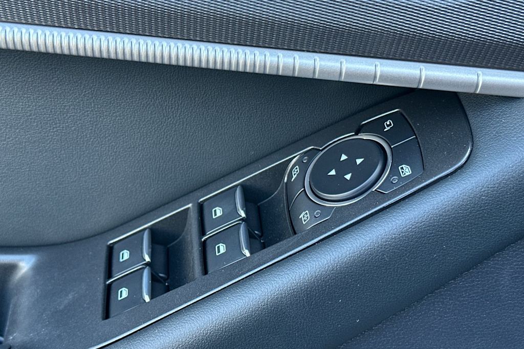 Thumbnail: 2025 Ford Explorer - 23