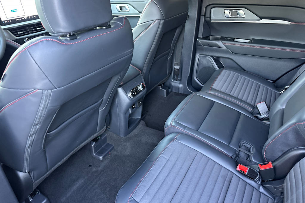 Thumbnail: 2025 Ford Explorer - 12