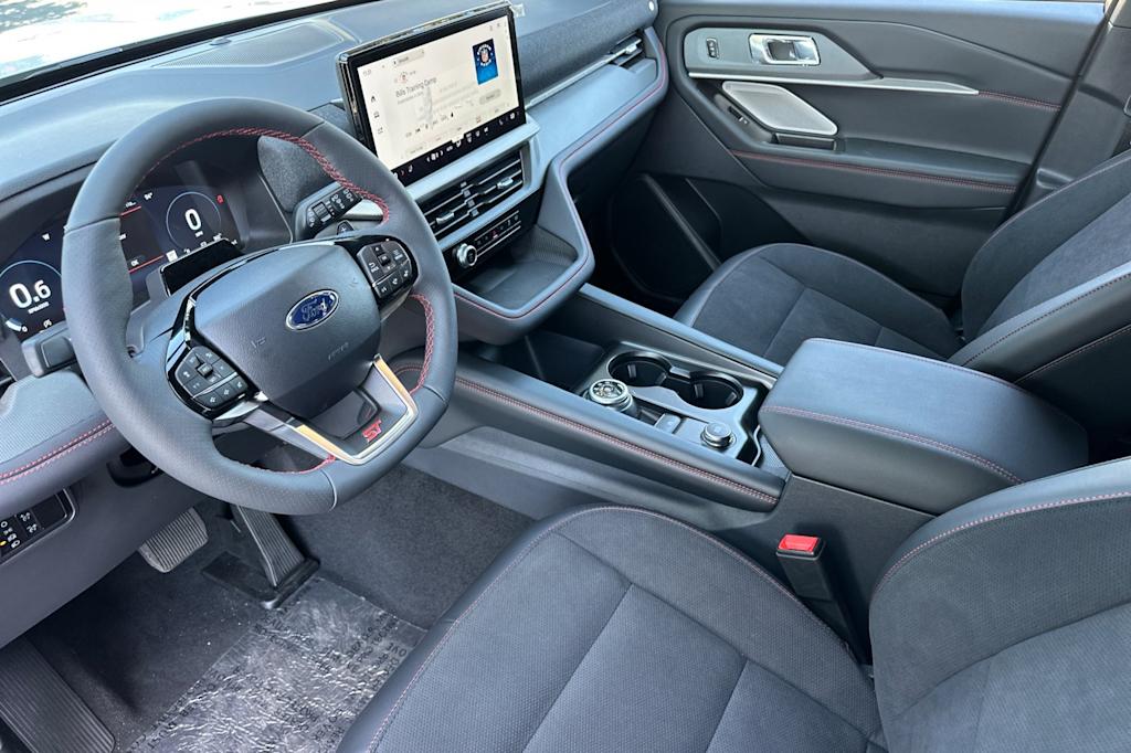 Thumbnail: 2026 Ford Explorer - 9