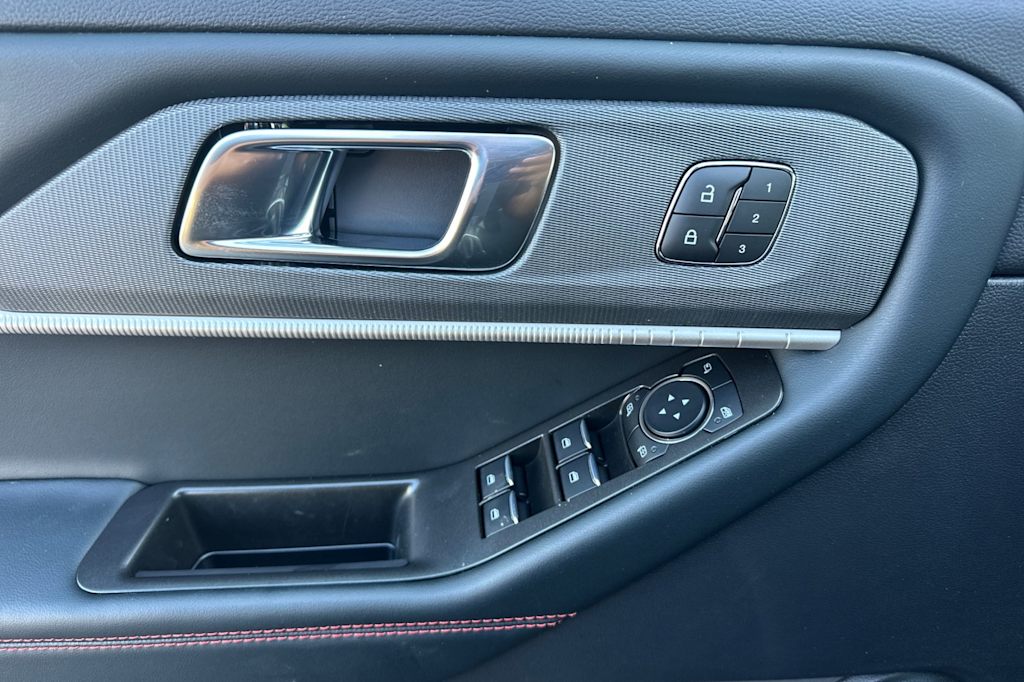 Thumbnail: 2026 Ford Explorer - 21