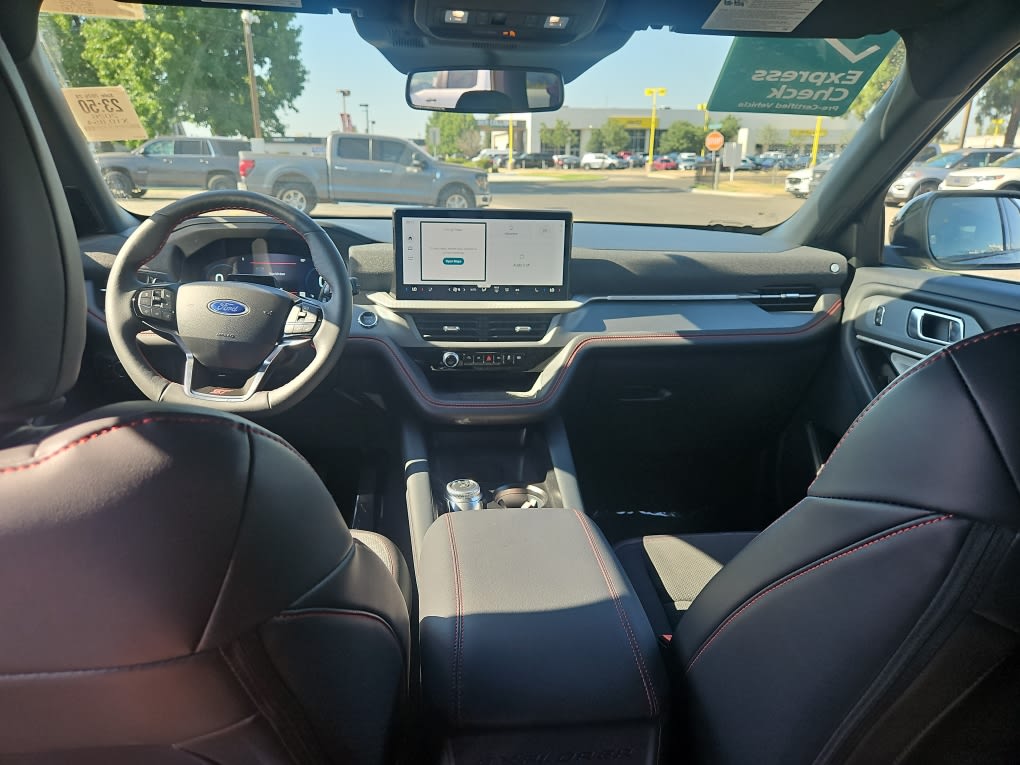Thumbnail: 2026 Ford Explorer - 9