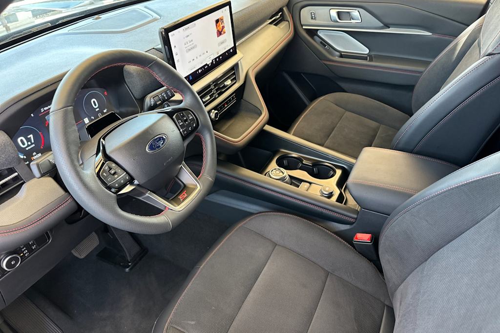 Thumbnail: 2026 Ford Explorer - 9