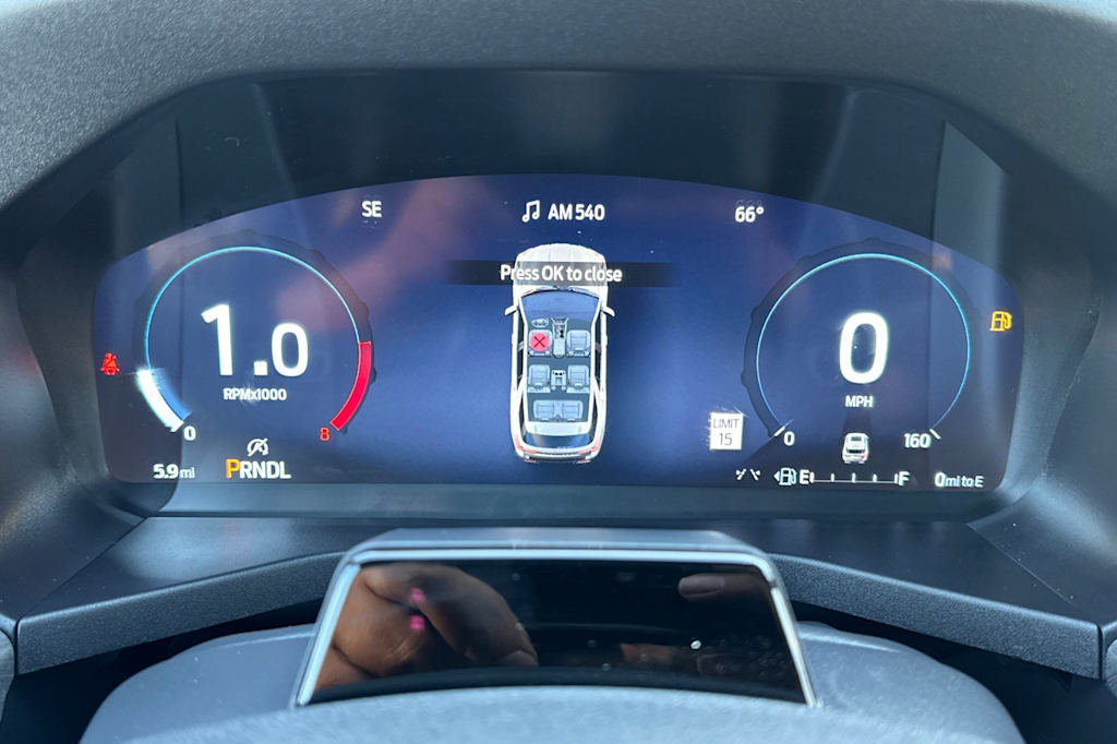 Thumbnail: 2025 Ford Explorer - 15