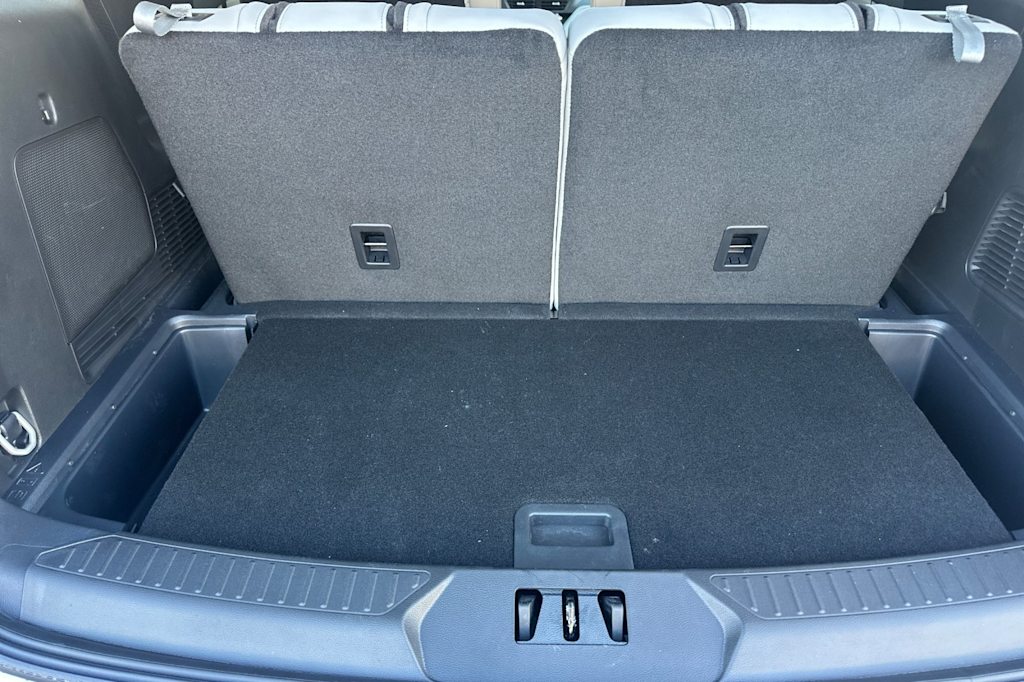 Thumbnail: 2025 Ford Explorer - 16