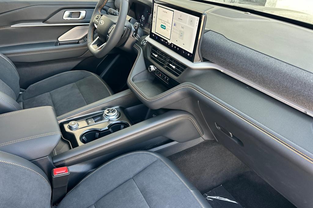 Thumbnail: 2026 Ford Explorer - 12