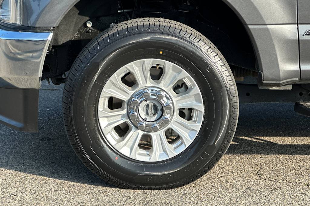 Thumbnail: 2022 Ford F-250 - 8