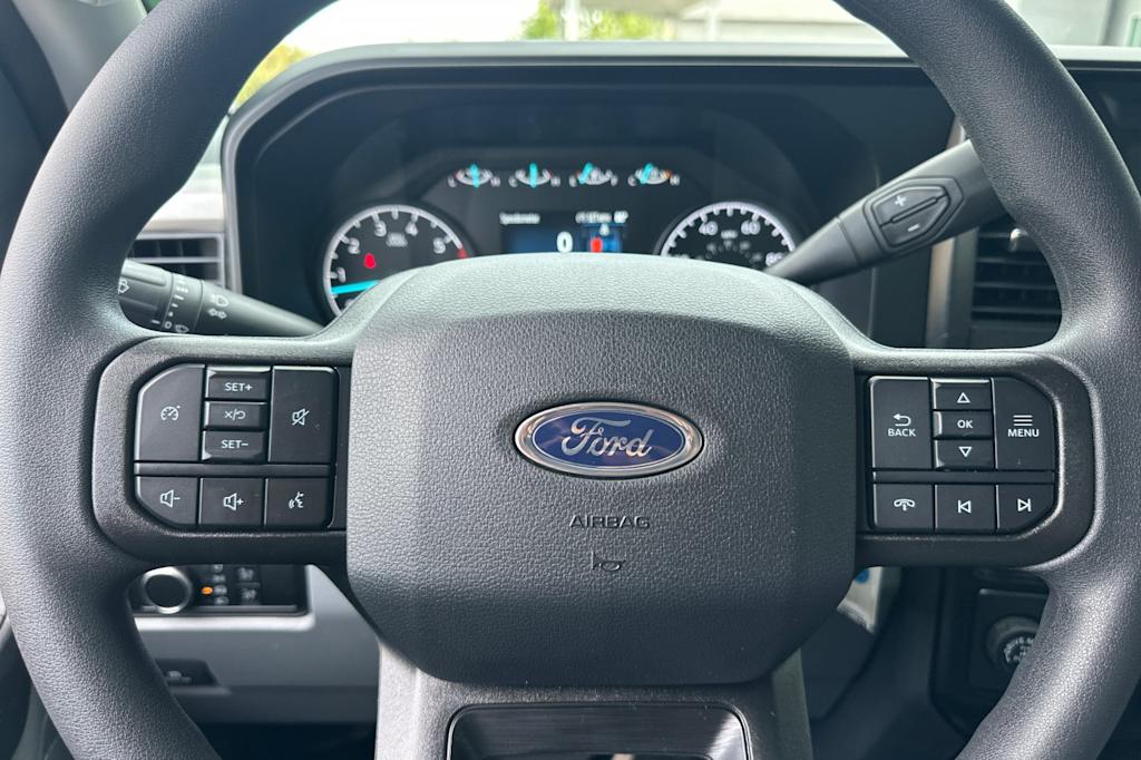 Thumbnail: 2025 Ford F-250 - 23