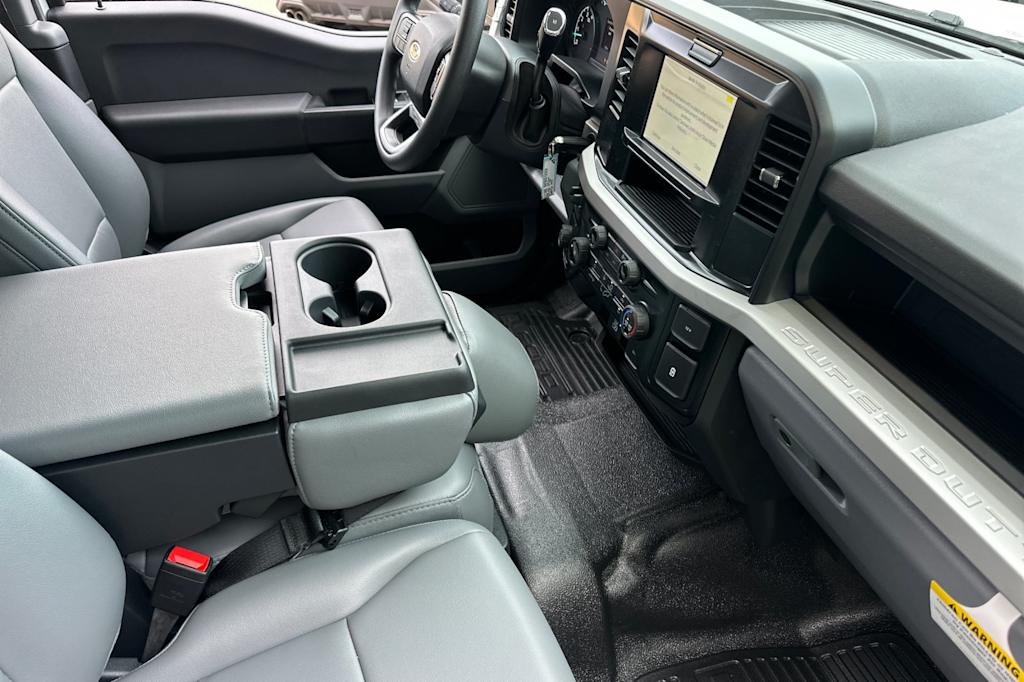 Thumbnail: 2025 Ford F-250 - 11