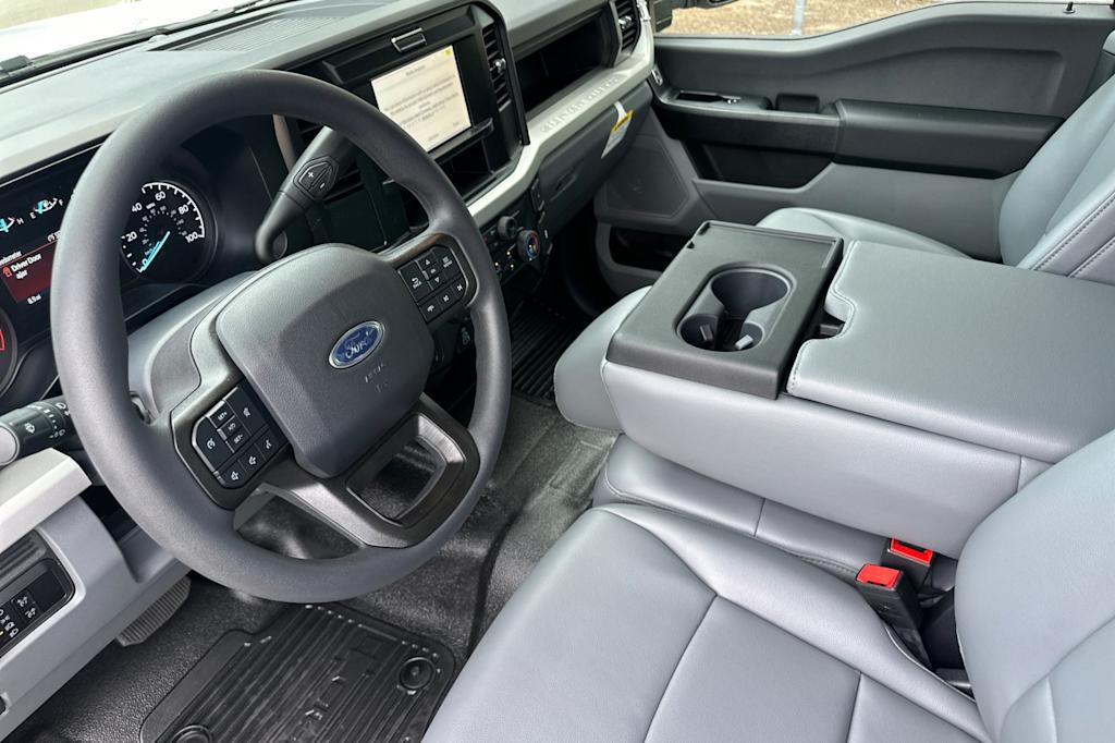 Thumbnail: 2025 Ford F-250 - 7