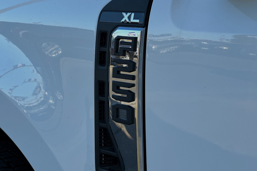 2024 Ford F-250 XL 26
