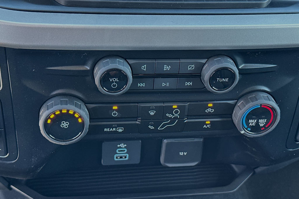 2024 Ford F-250 XL 23