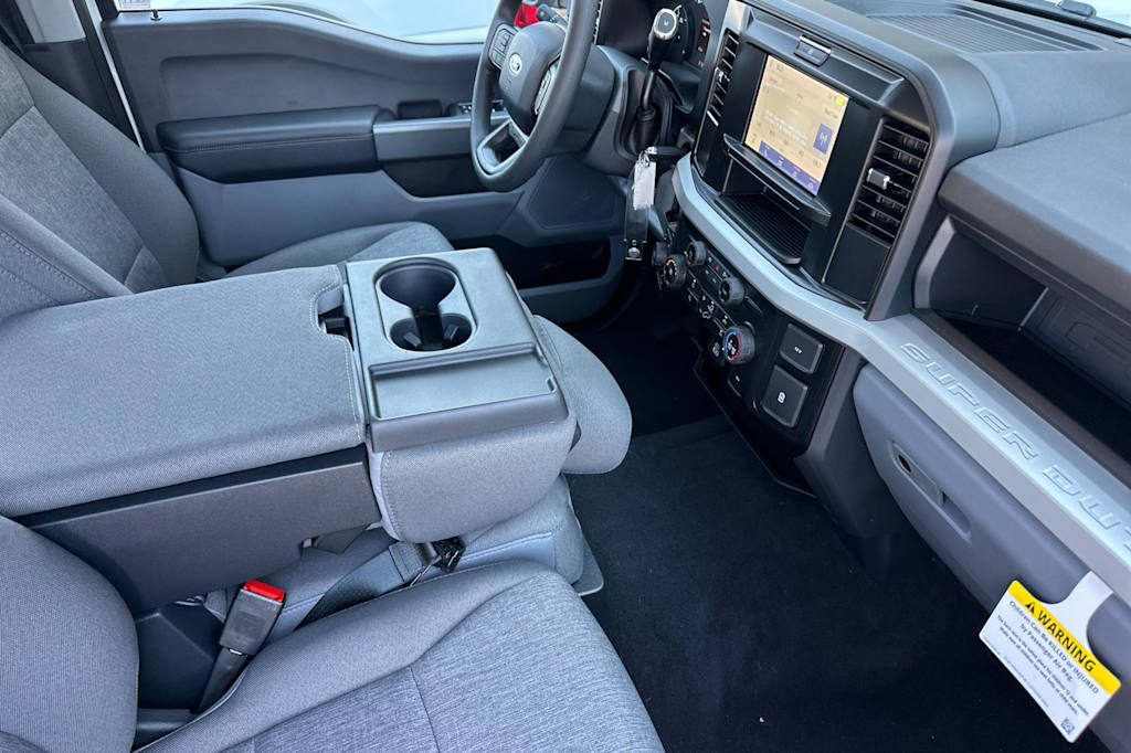 Thumbnail: 2025 Ford F-250 - 12