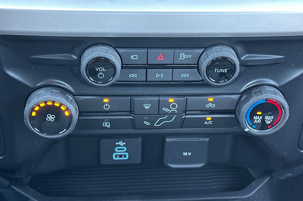 Thumbnail: 2025 Ford F-250 - 23