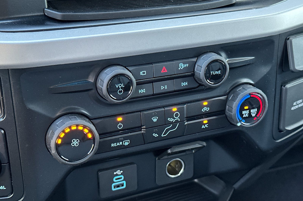 Thumbnail: 2026 Ford F-250 - 24