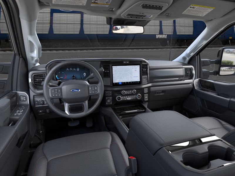 2025 Ford F-250 Lariat 2