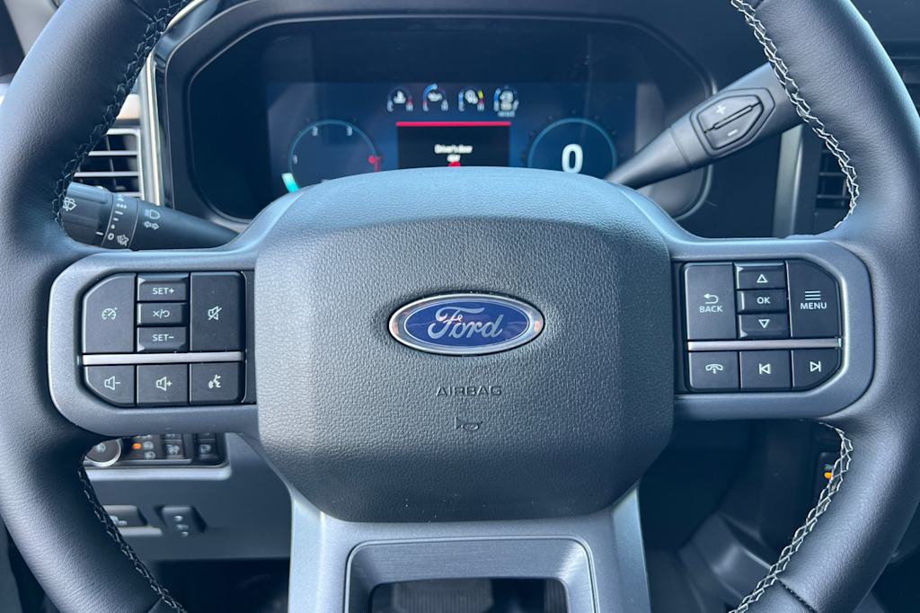2025 Ford F-250 Lariat 26